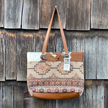 Load image into Gallery viewer, Cow Hide Aztec Tote
