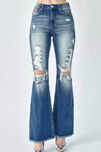 Load image into Gallery viewer, The Montana Flare Denim Jeans - Medium Wash
