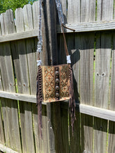 Load image into Gallery viewer, The Isabelle Crossbody Purse &lt;Conceal Carry&gt;
