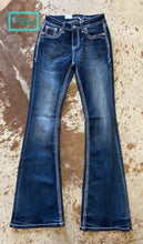 Load image into Gallery viewer, Cactus Pocket Boot Cut/Mild Flare Jeans
